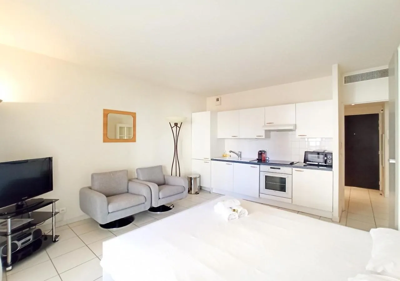 Viva Riviera - Studio Jardin Florian Apartment Cannes